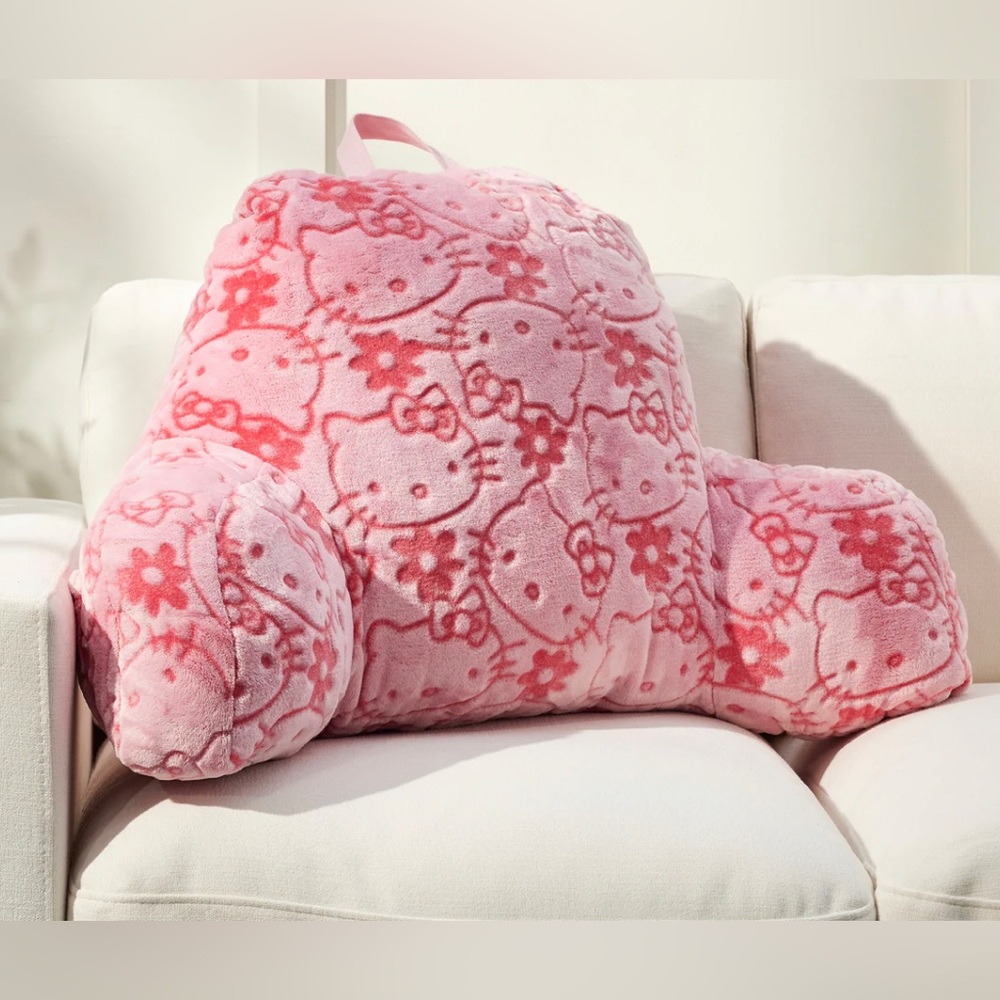 Vera Bradley x Hello Kitty Study Buddy Pillow
